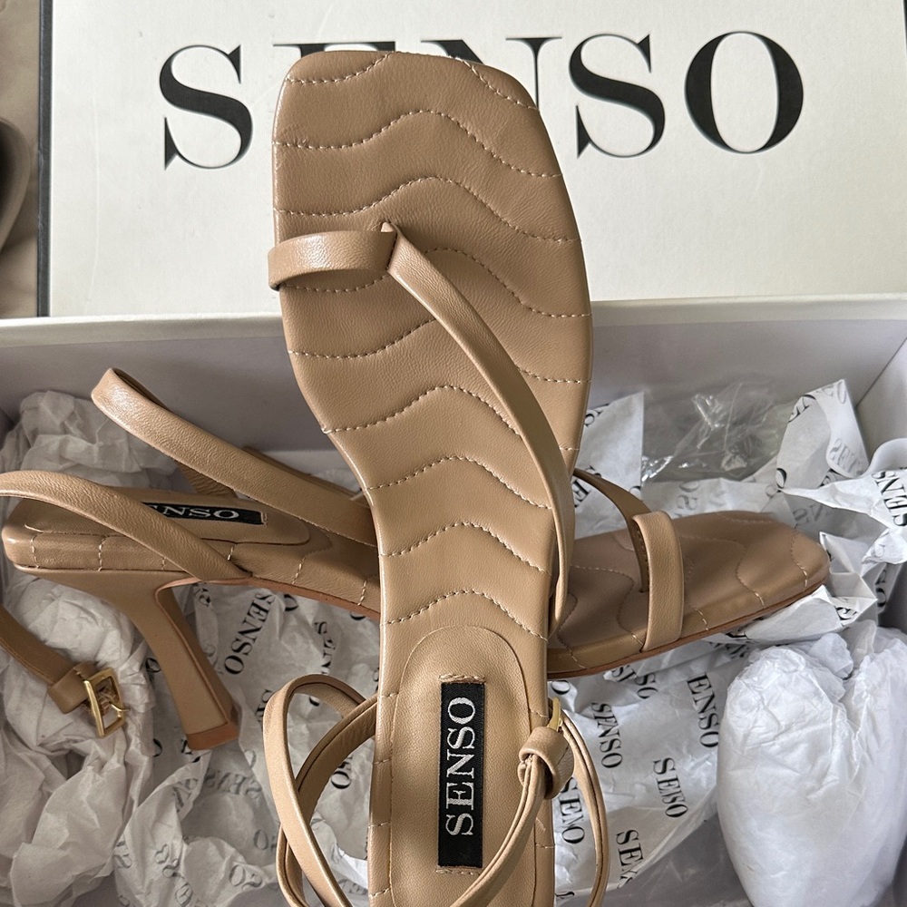 SENSO Beige Strappy Heels
